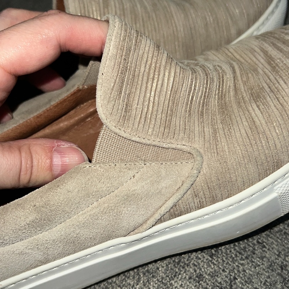 M. Gemi Sneakers EUC 8 - Picture 12 of 12